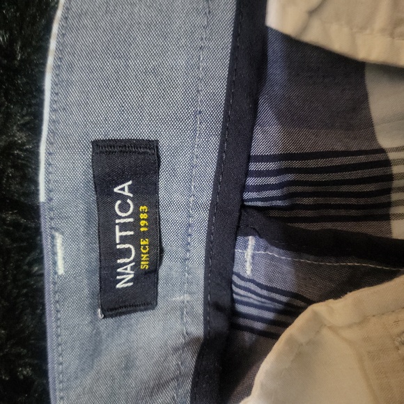 Nautica Shorts size 38W - Picture 2 of 3